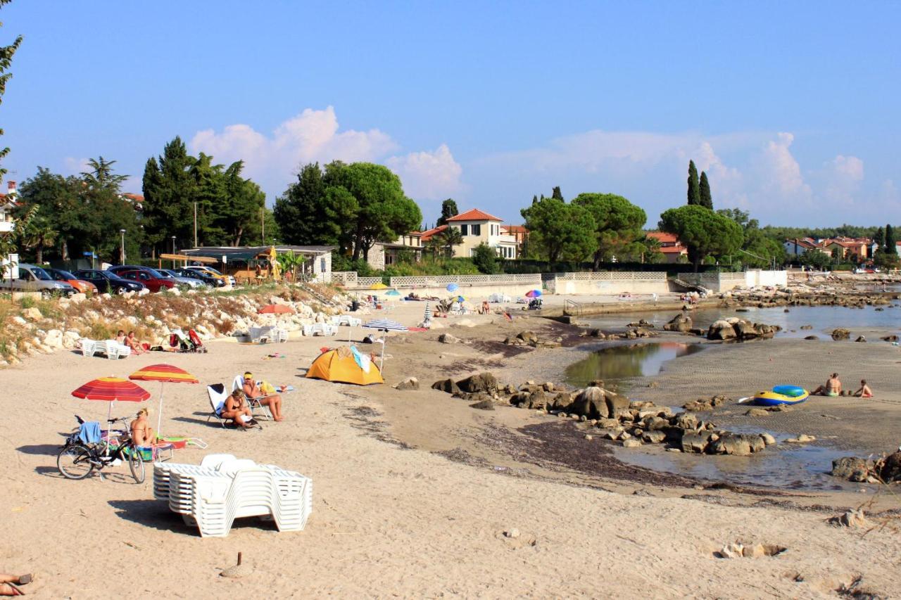 Apartments With A Parking Space Zambratija, Umag - 7059 Exterior foto